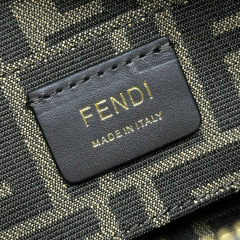 Borsa a mano Fendi Dimensioni: 20,5*9*12 cm