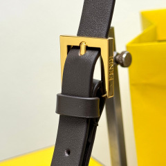 Fendi Einzelne Umhängetasche Größe: 34,5 * 4,5 * 20 cm