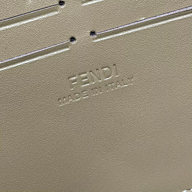 Borsa Fendi Hezibao Dimensioni: 22*13*6,5 cm