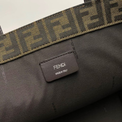 Borsa a mano Fendi Dimensioni: 40*20*35cm
