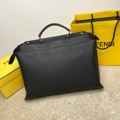 Borsa a mano Fendi Dimensioni: 38*34*12cm
