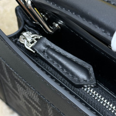 Borsa a mano Fendi Dimensioni: 23*6*14,5 cm
