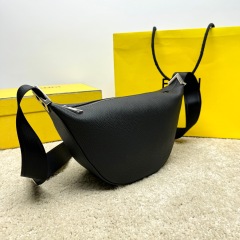 Borsa a tracolla/corriere Fendi Dimensioni: 33*18*10cm