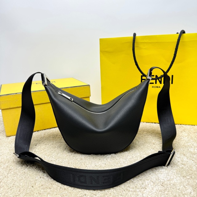 Borsa a tracolla/corriere Fendi Dimensioni: 33*18*10cm