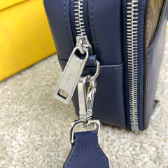 Fendi Einzelne Umhängetasche Größe: 18 * 14 * 7 cm