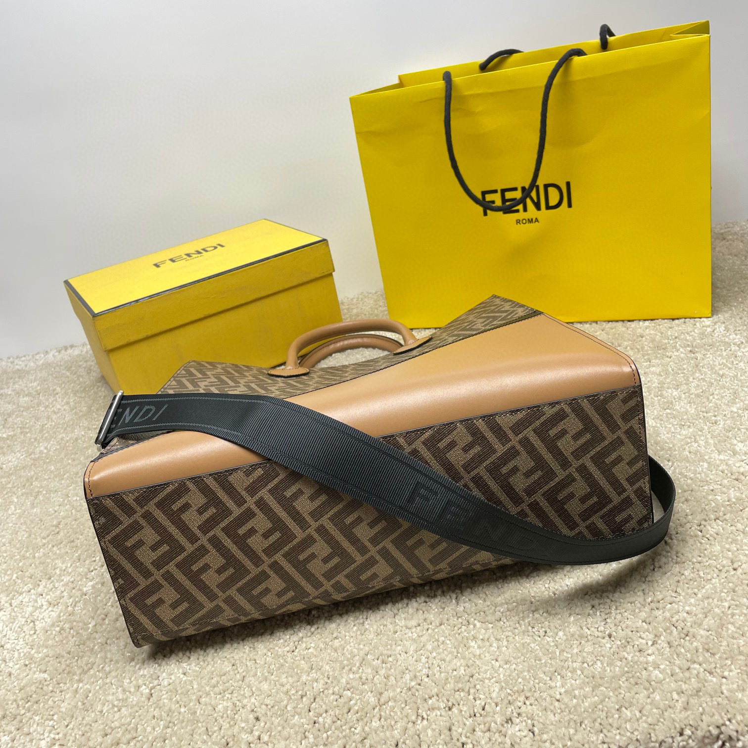 Fendi Handtasche Größe: 36*14*38cm