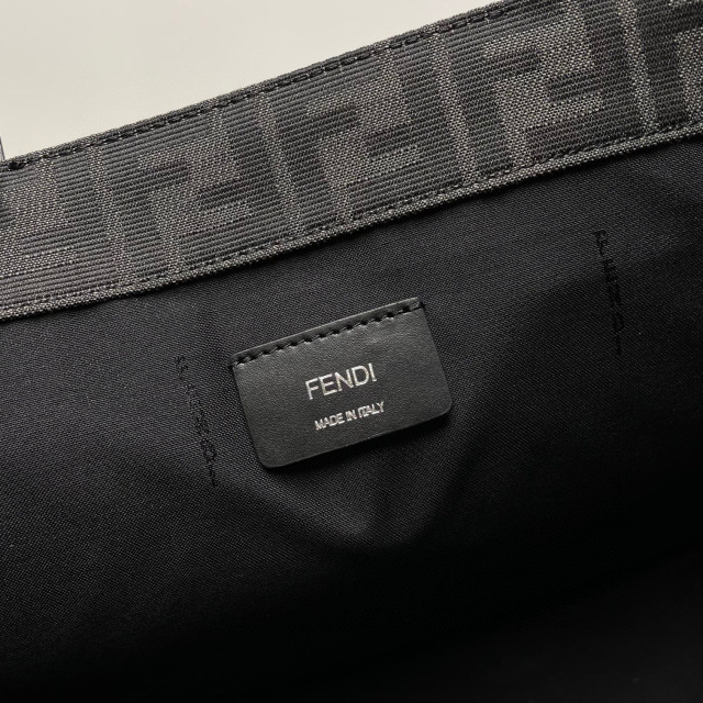 Fendi Aktentasche Größe: 40 * 20 * 35 cm