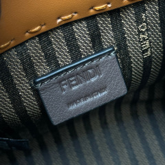 Fendi Handtasche Größe: 13*18*6,5 cm