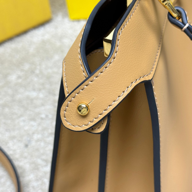 Borsa a mano Fendi Dimensioni: 33*25*13cm