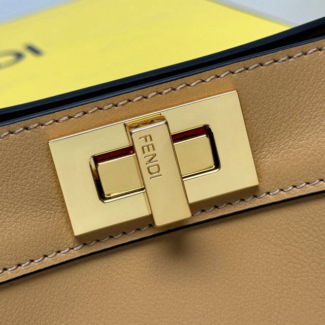 Borsa a mano Fendi Dimensioni: 33*25*13cm