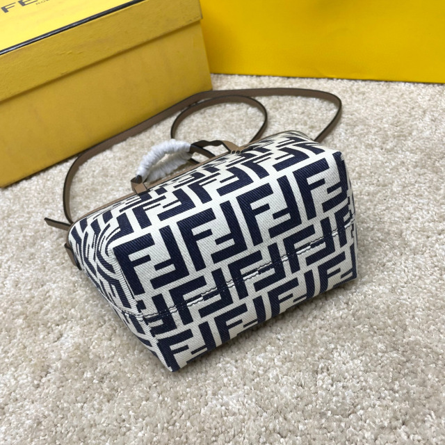 Borsa della spesa Fendi Dimensioni: 23*19.5*15cm