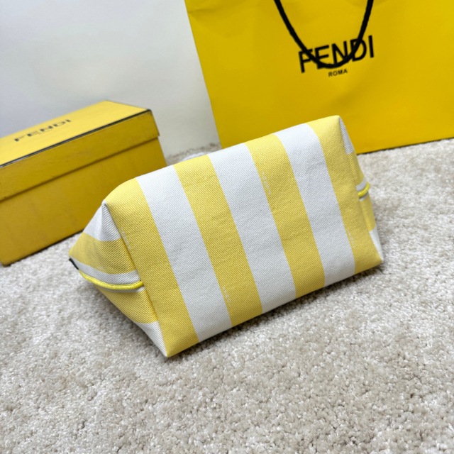 Fendi Einkaufstasche Größe: 35 x 19,5 x 32 cm