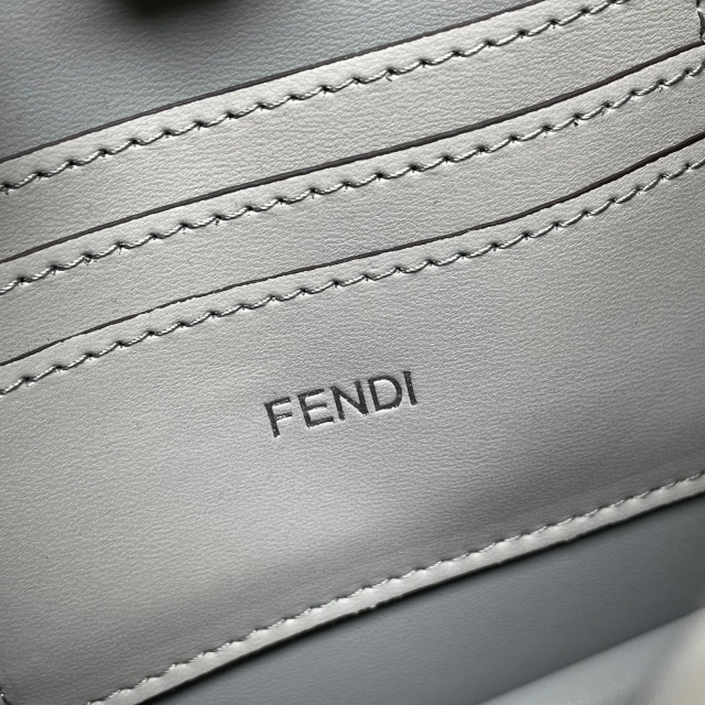 Borsa a mano Fendi Dimensioni: 23*14*6cm