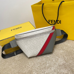 Borsa a tracolla Fendi Dimensioni: 35*20*8cm