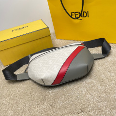 Borsa a tracolla Fendi Dimensioni: 35*20*8cm