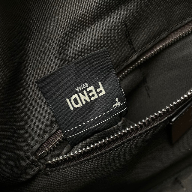Borsa a tracolla Fendi Dimensioni: 35*20*8cm