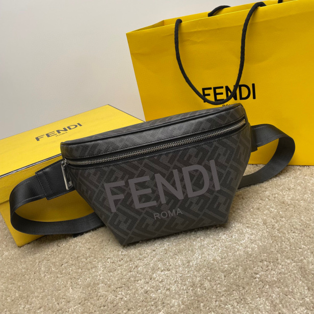 Borsa a tracolla Fendi Dimensioni: 35*20*8cm