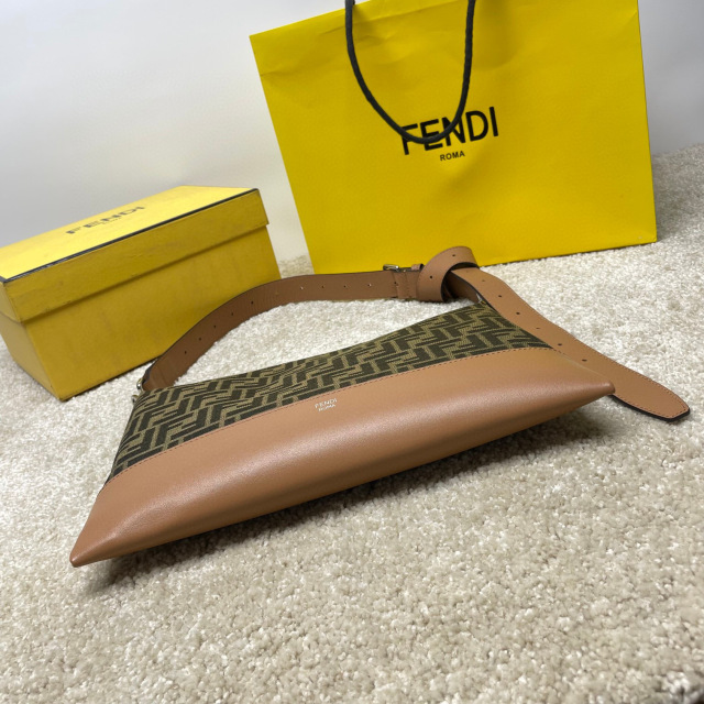 Fendi Beg bahu tunggal Saiz：34*22*5cm