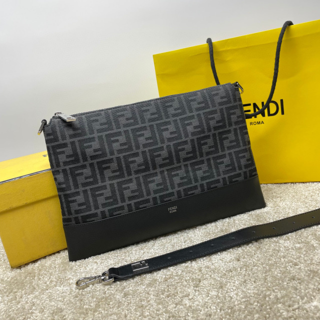 Fendi Einzelne Umhängetasche Größe: 34 * 22 * 5 cm