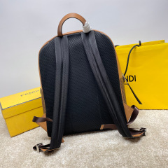 Borsa zaino Fendi Dimensioni: 33*14*44cm