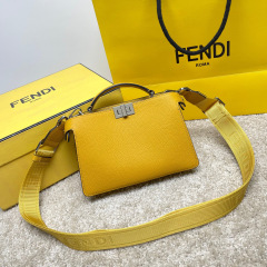 Fendi Hand bag Size：23*14*6cm