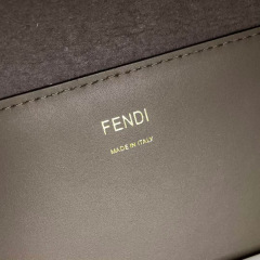 Fendi Einkaufstasche Größe: 35 x 31 x 17 cm