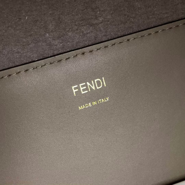 Fendi Einkaufstasche Größe: 35 x 31 x 17 cm