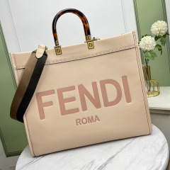 Fendi Einkaufstasche Größe: 35 x 31 x 17 cm