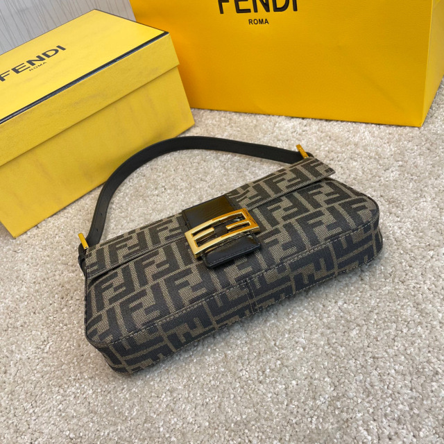 Fendi Handtasche Größe: 16*4*16cm