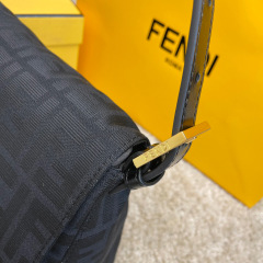Fendi Hand bag Size：29*10.5*21cm