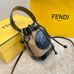Beg baldi Fendi Saiz：17*25*15sm