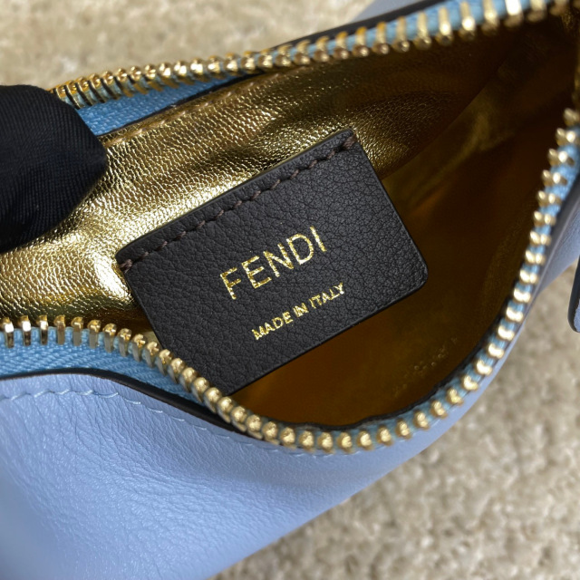 Fendi Herz Monatstasche Größe: 29*24,5*10cm