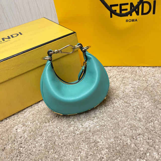 Borsa a forma di cuore Fendi Dimensioni: 29*24,5*10 cm