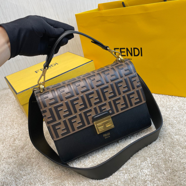 Fendi HandtascheGröße: 25*20*10cm