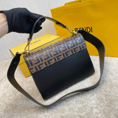 Fendi HandtascheGröße: 25*20*10cm