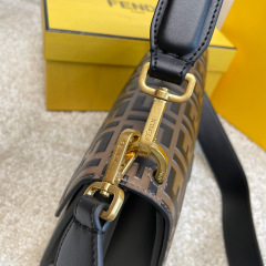 Fendi HandtascheGröße: 25*20*10cm