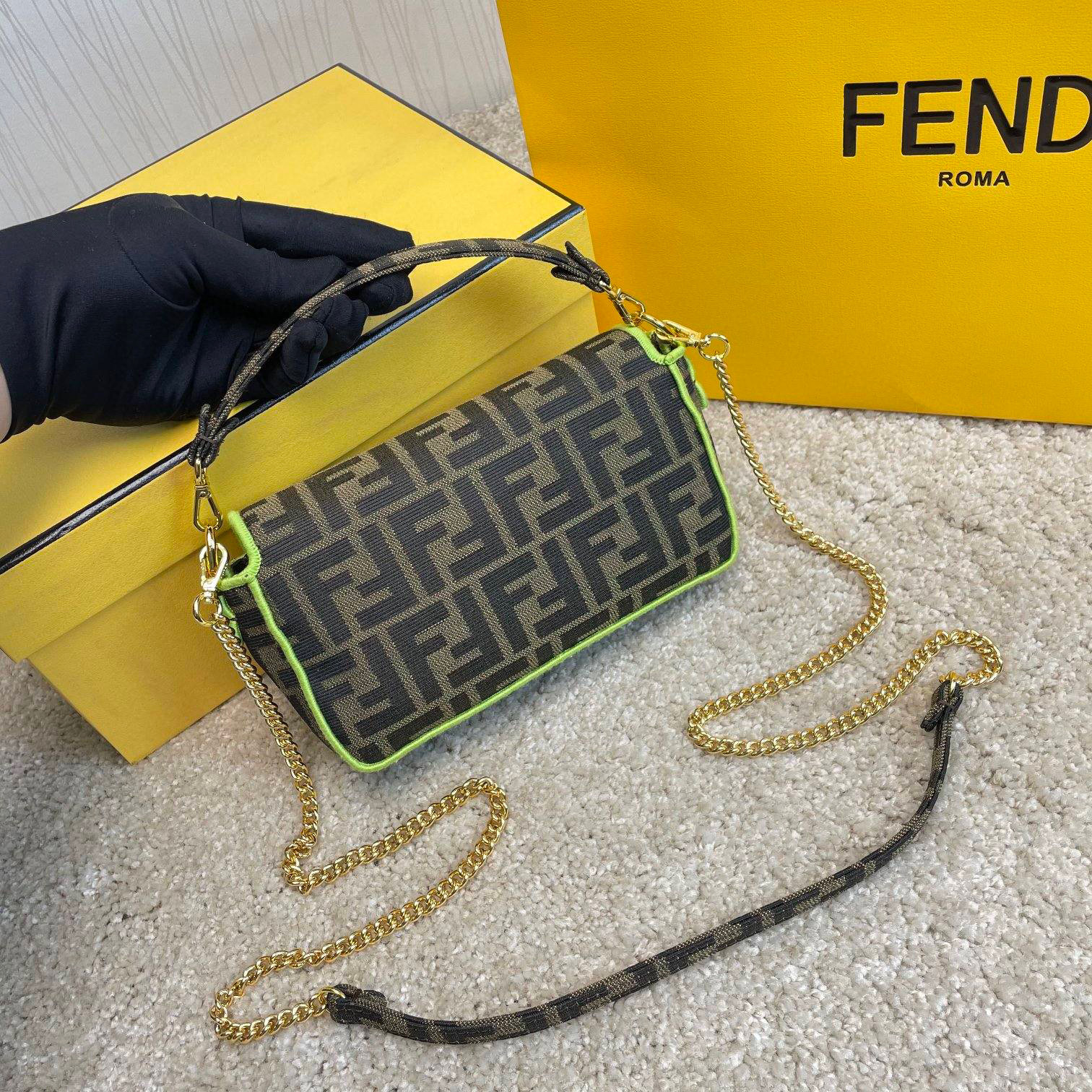 Fendi Handtasche Größe: 26*4*16cm
