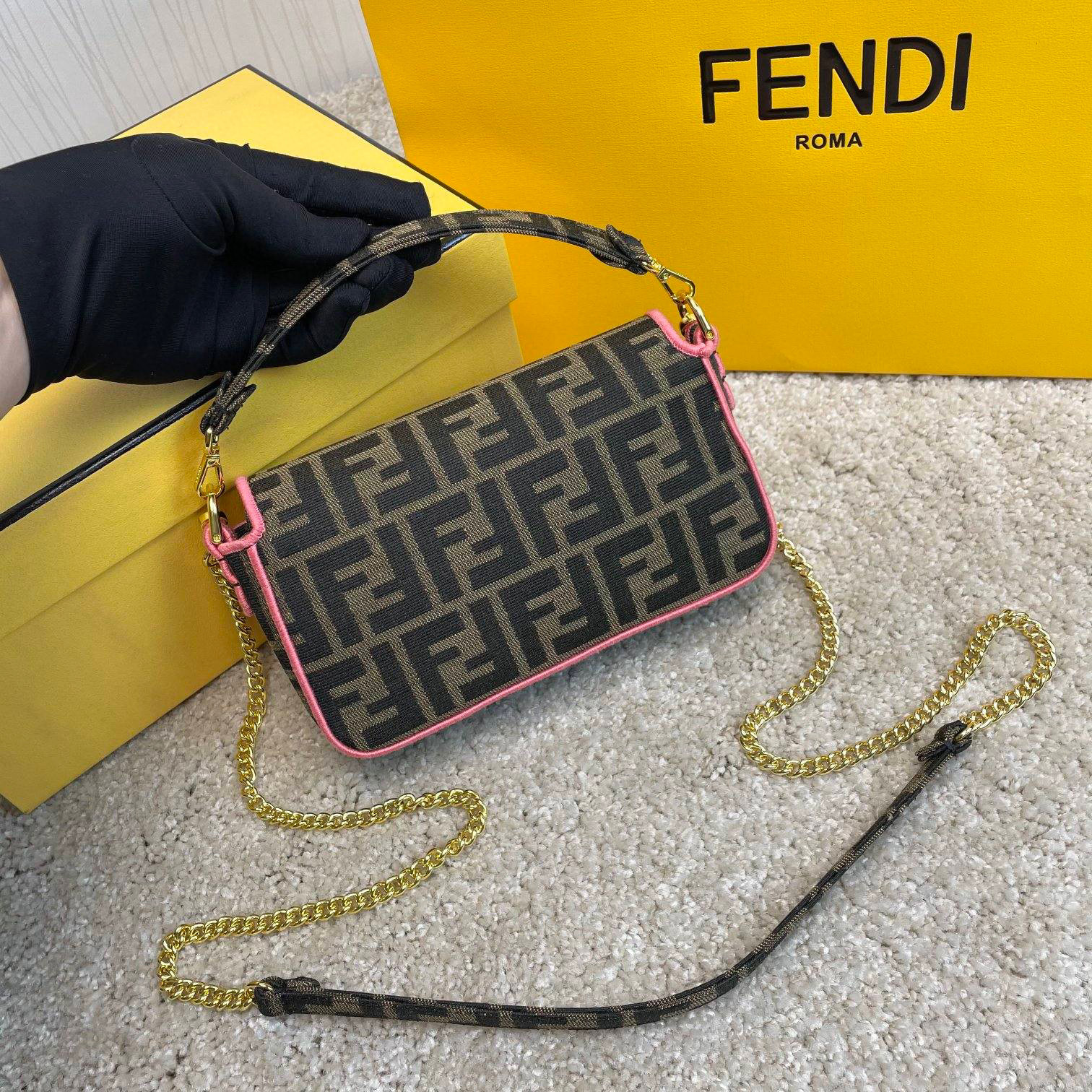 Fendi Handtasche Größe: 26*4*16cm