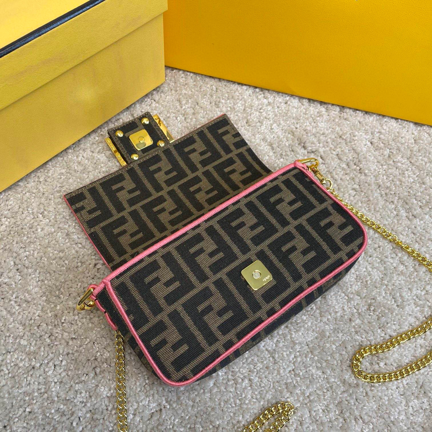 Fendi Handtasche Größe: 26*4*16cm