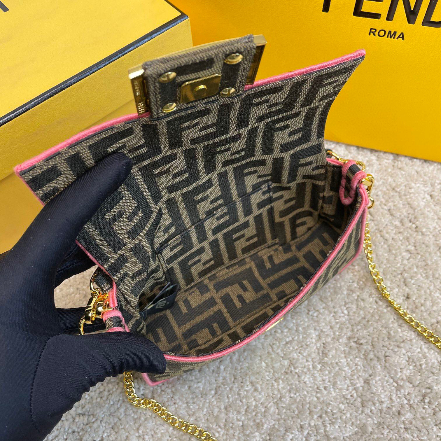 Fendi Handtasche Größe: 26*4*16cm