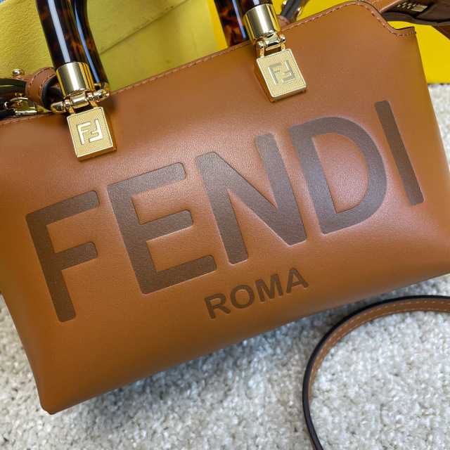 Fendi Handtasche Größe: 17*8*12cm