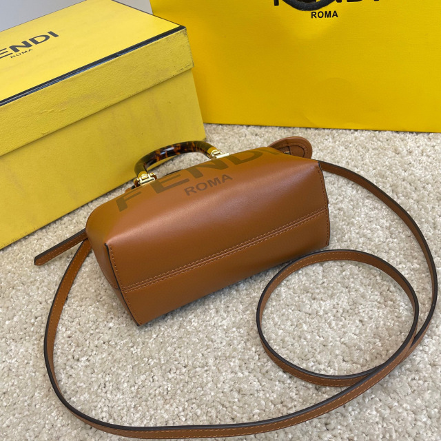 Fendi Handtasche Größe: 17*8*12cm