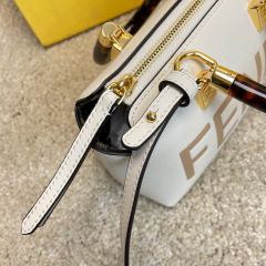 Borsa a mano Fendi Dimensioni: 17*8*12cm