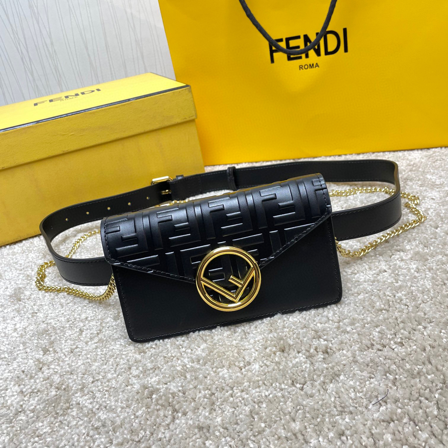 Borsa Fendi Dimensioni: 17,5*11*3,5 cm