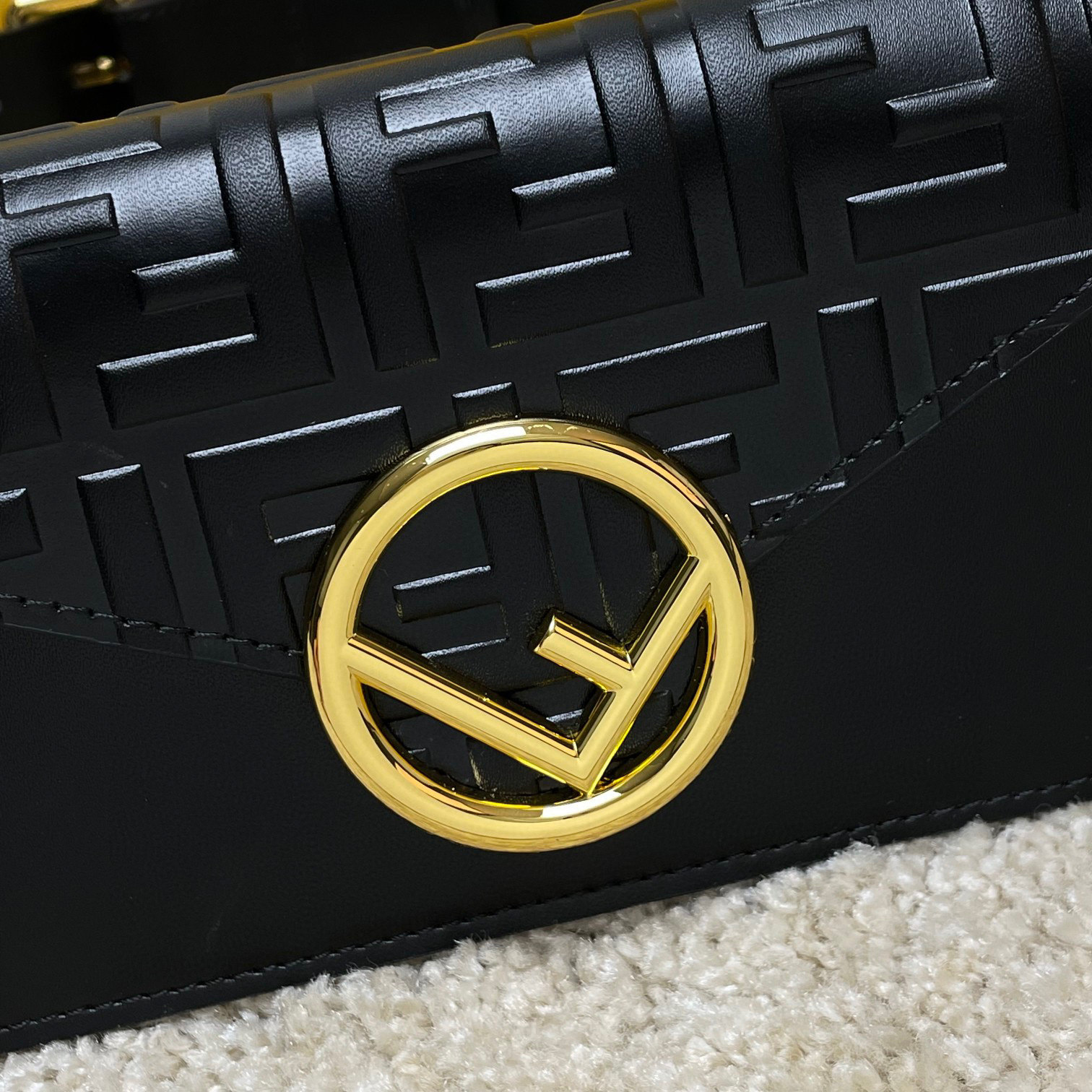 Borsa Fendi Dimensioni: 17,5*11*3,5 cm