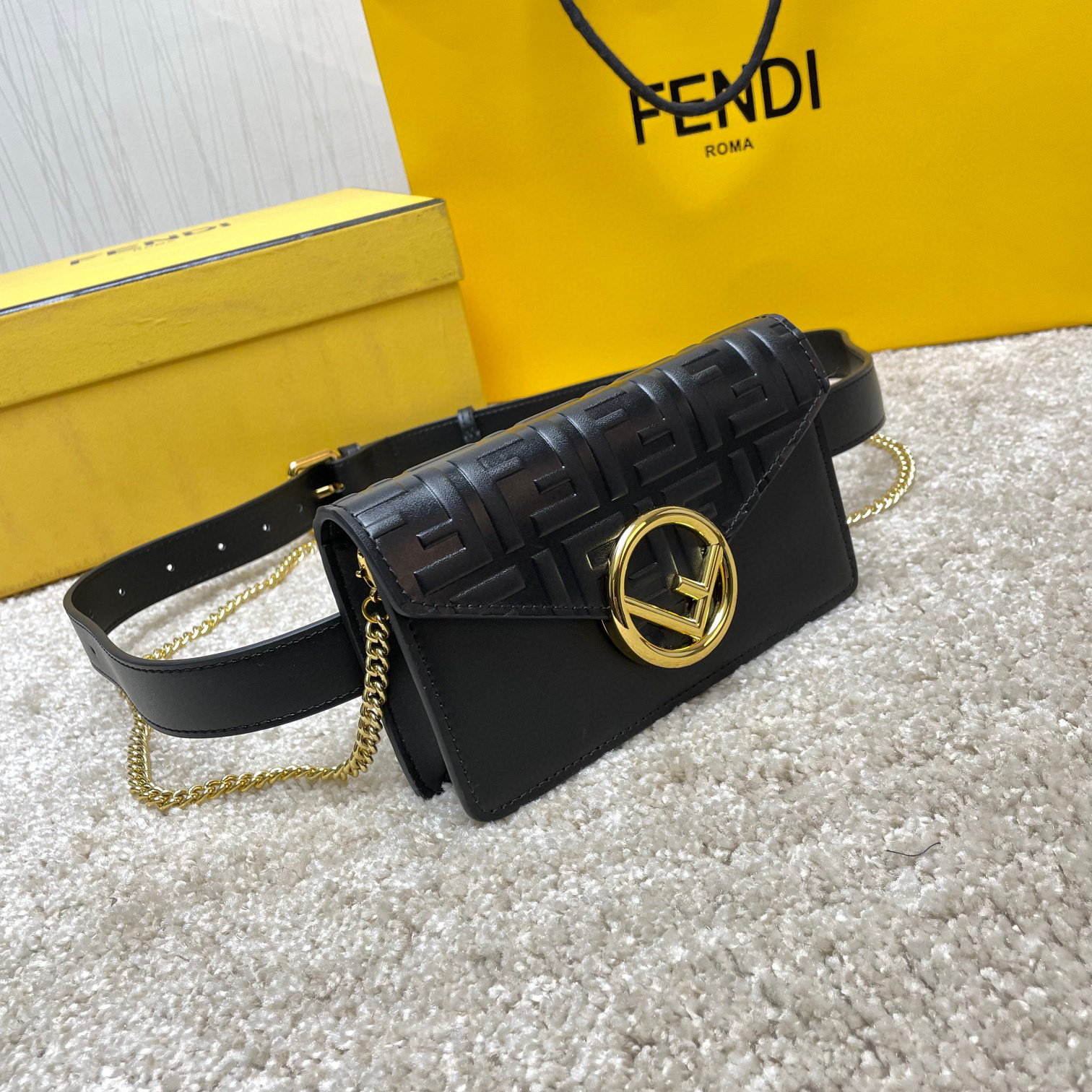 Borsa Fendi Dimensioni: 17,5*11*3,5 cm