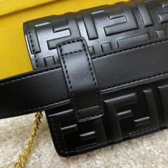 Borsa Fendi Dimensioni: 17,5*11*3,5 cm