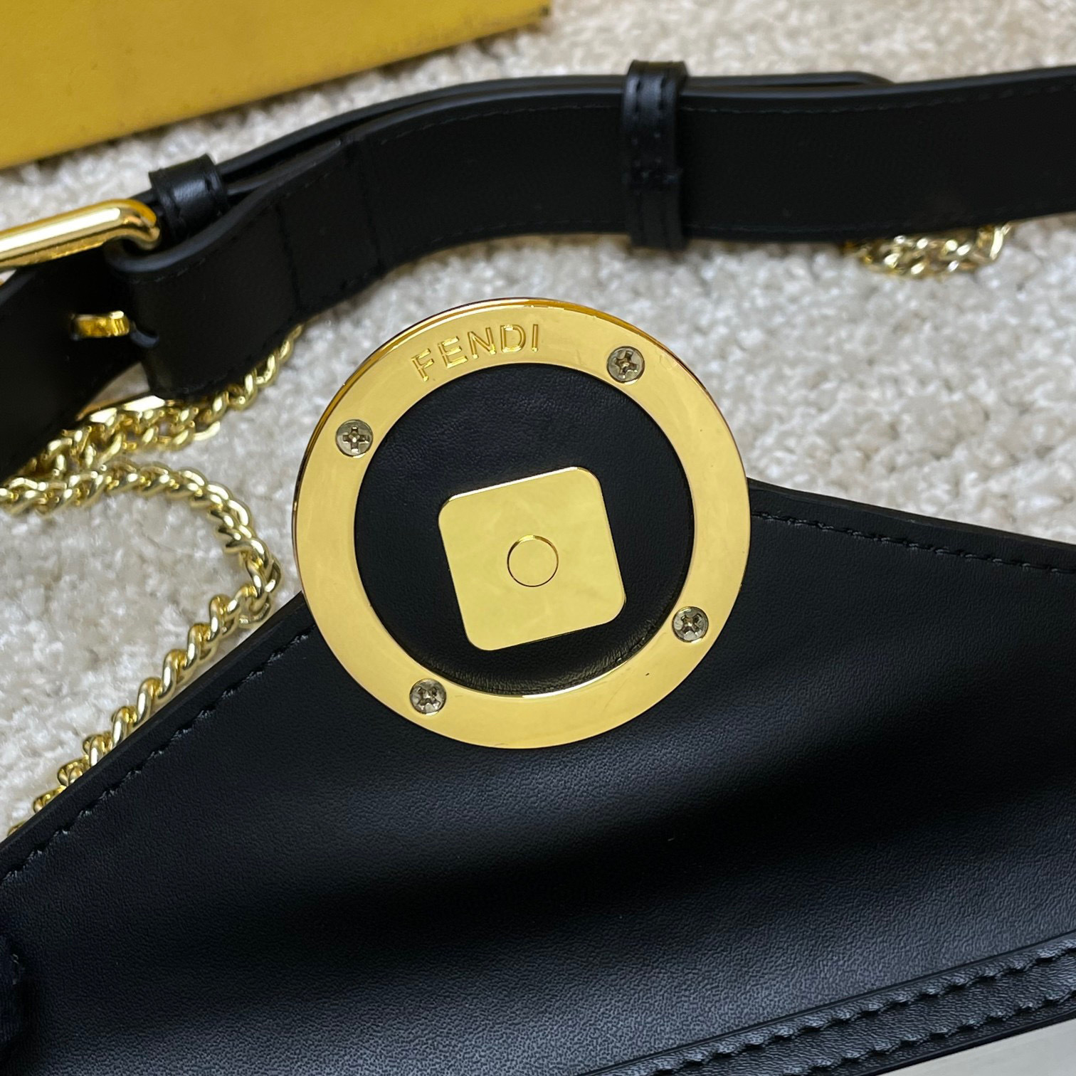 Borsa Fendi Dimensioni: 17,5*11*3,5 cm