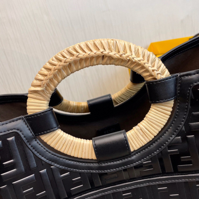 Borsa della spesa Fendi Dimensioni: 44*36*16cm