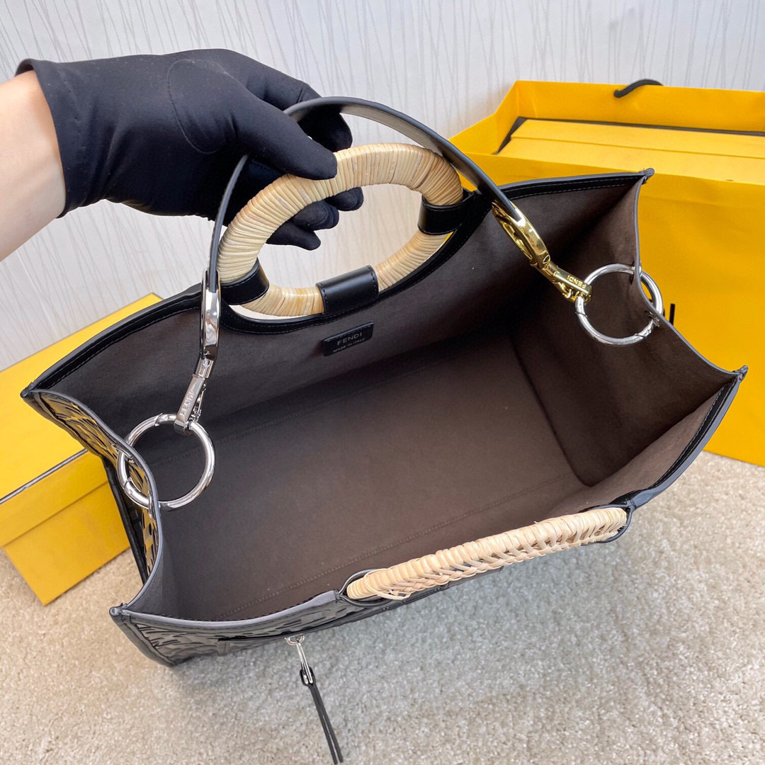 Borsa della spesa Fendi Dimensioni: 44*36*16cm